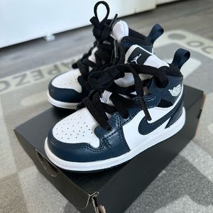 Jordan 1 Mid Toddler